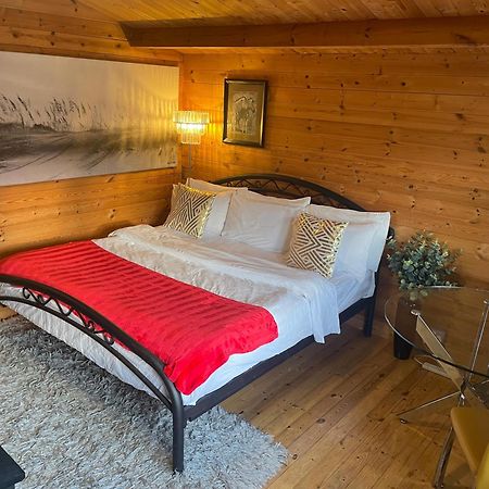 Chalet Free Sauna & Spa Superking Bed Killaloo Dış mekan fotoğraf