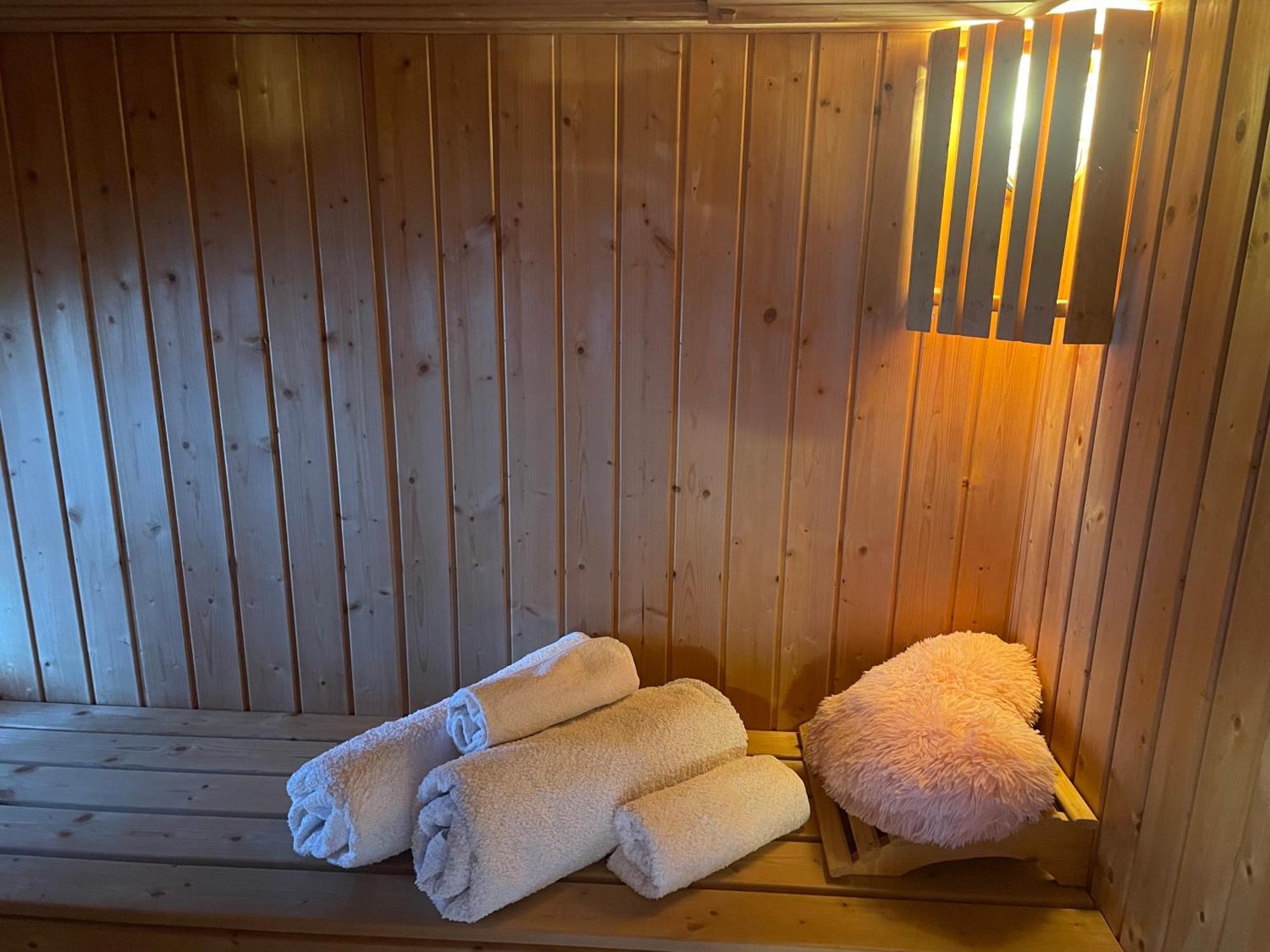 Chalet Free Sauna & Spa Superking Bed Killaloo Dış mekan fotoğraf